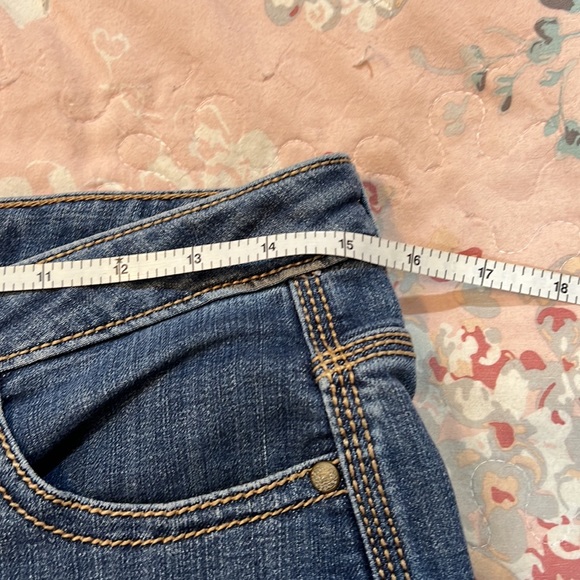 Wrangler Aura Bootcut Jeans Womens Instantly Slimming - Picture 7 of 9